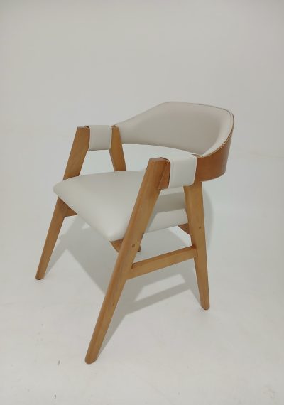 WhatsApp Image 2025-07-22 at 09.48.18